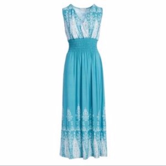 Boutique Dresses & Skirts - Women's Aqua & White Shirred Waist Maxi Dress M